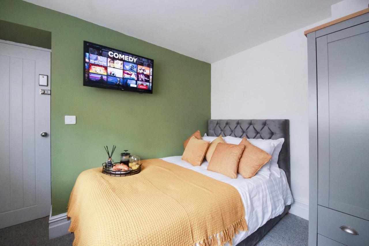 Bay City Studio Apartments By Staying-Away Кардифф Экстерьер фото